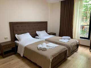 Отель Gala Boutique Hotel Кутаиси Стандартный двухместный номер с 1 кроватью или 2 отдельными кроватями-15